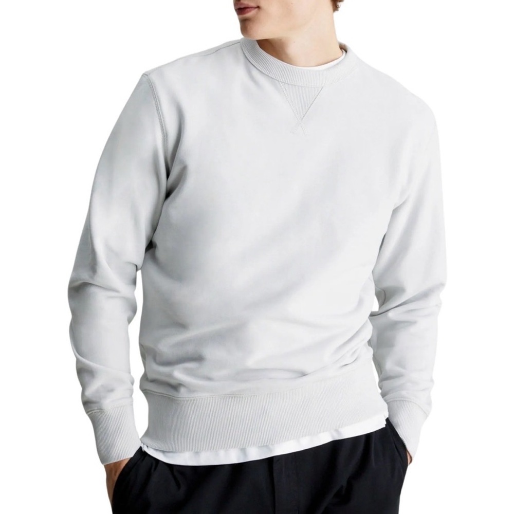 UNIQLO Men’s Cream Crewneck Sweatshirt Pullover Size M
